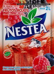 Presentación sobre de té verde sabor a frutos rojos Nestea